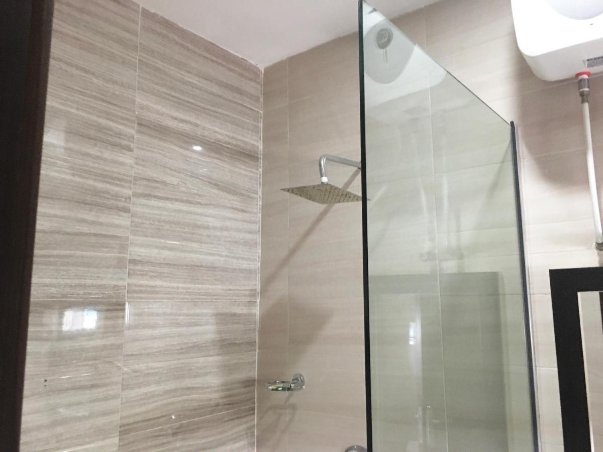 Alexia'S Place Hotel Лагос Екстериор снимка